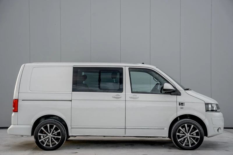 VW Transporter 2.0 TDI | T5 | 4MOTION | NAVI | WEBASTO | FACELIFT, снимка 4 - Бусове и автобуси - 47537790