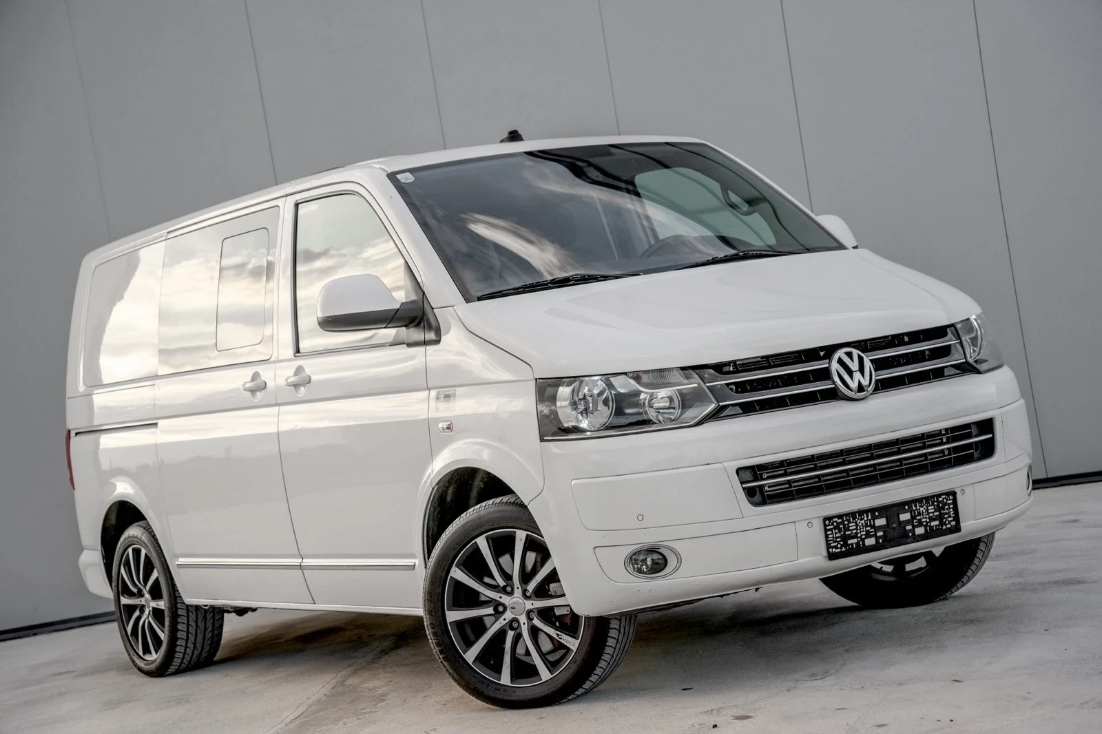 VW Transporter 2.0 TDI | T5 | 4MOTION | NAVI | WEBASTO | FACELIFT - изображение 3