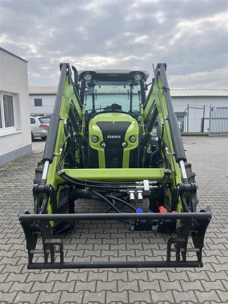 Трактор Claas Трактор CLAAS модел ELIOS 210 с челен товарач FL  - изображение 3