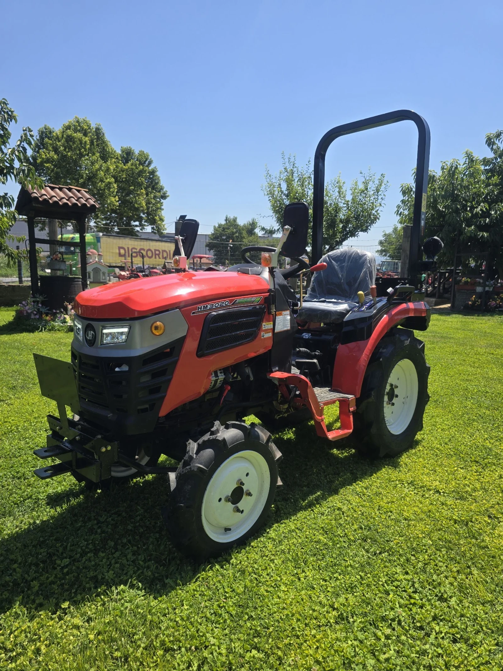 Трактор Hinomoto 3020 - изображение 2