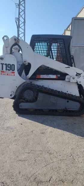 Мини челни товарачи Bobcat Т190, снимка 2