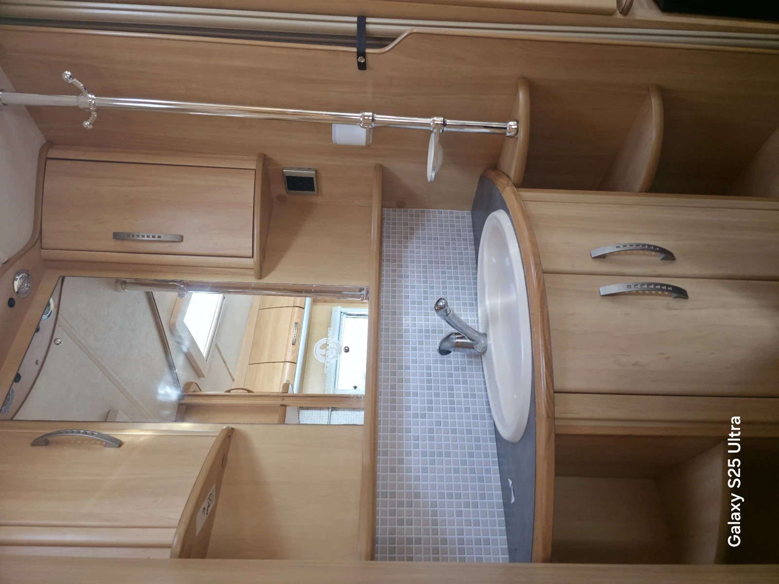  Swift Sterling Eccles  | Mobile.bg   11