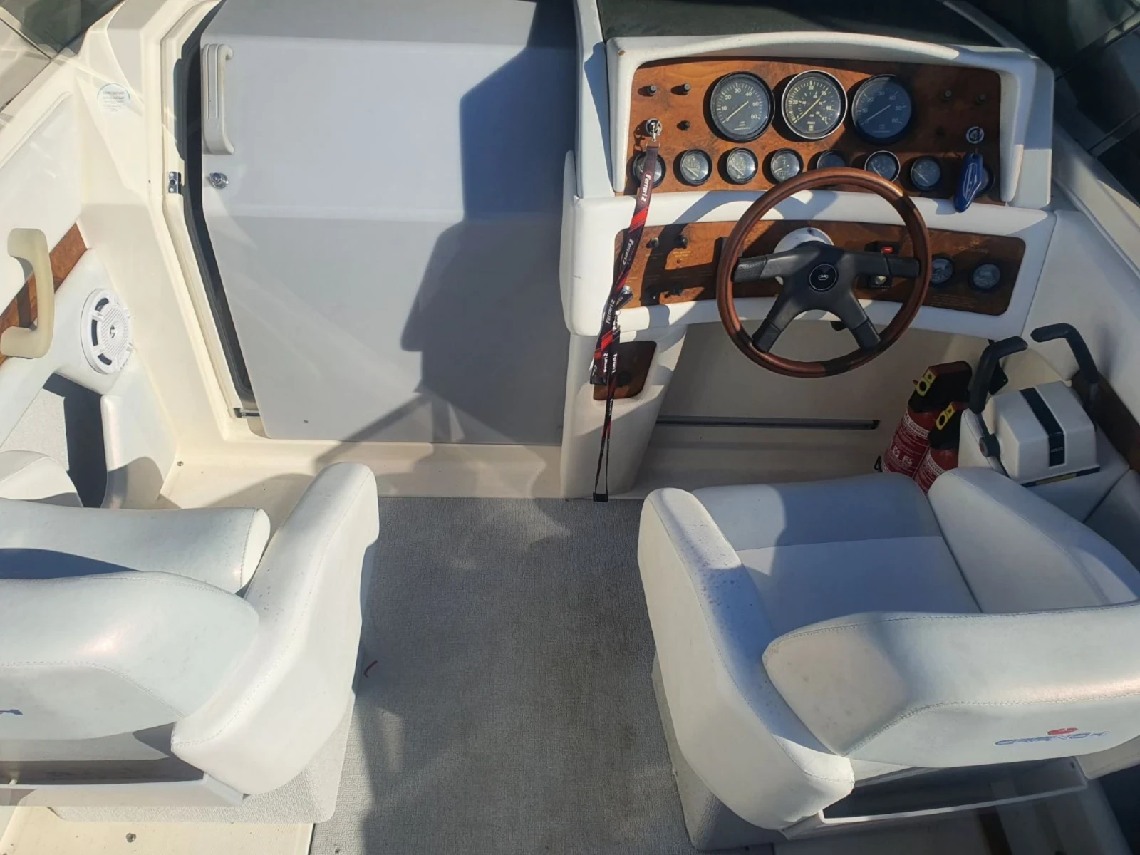 Моторна яхта Cranchi Clipper760, снимка 2 - Воден транспорт - 54359139