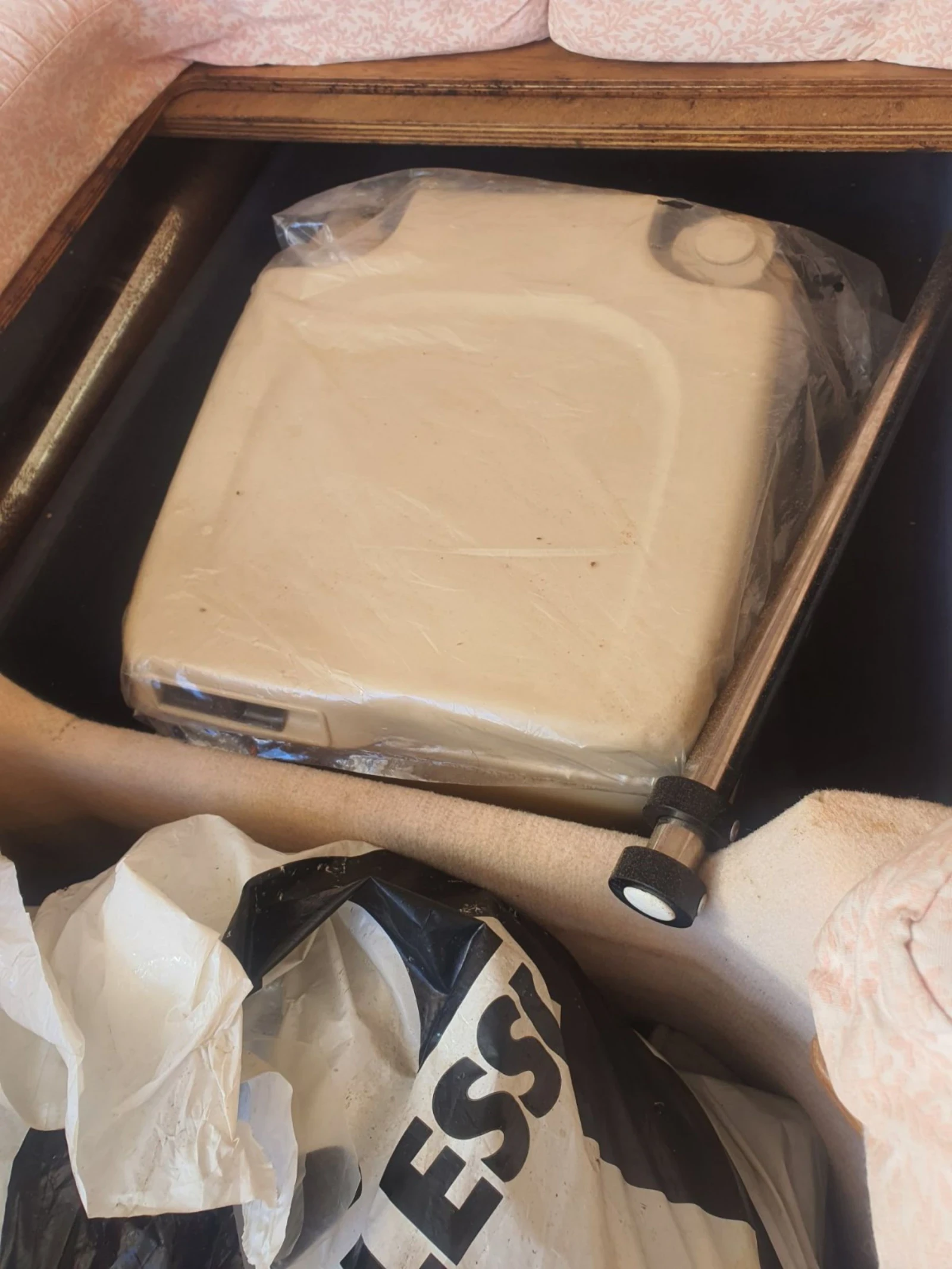 Моторна яхта Cranchi Clipper760, снимка 12 - Воден транспорт - 54359139