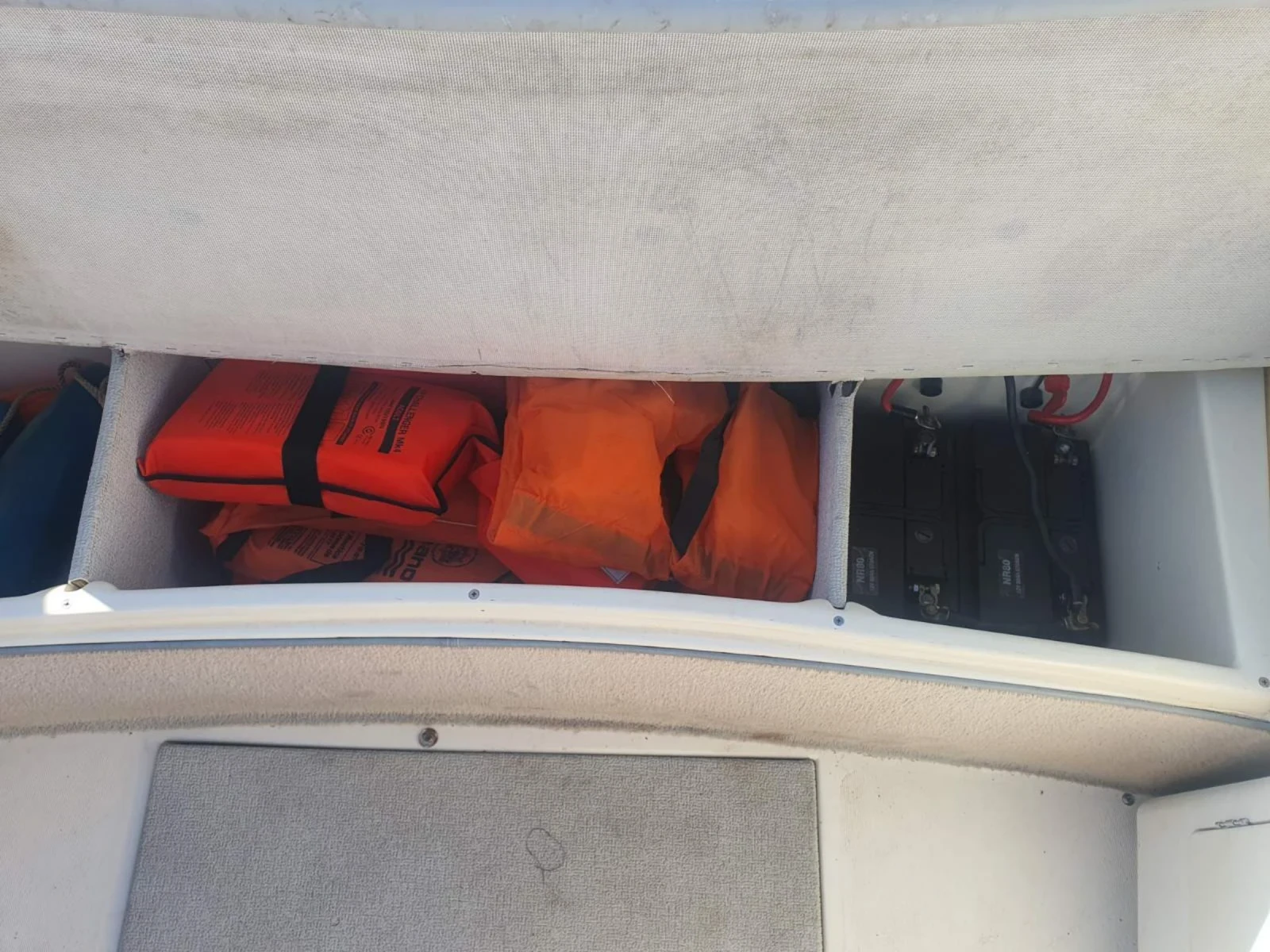 Моторна яхта Cranchi Clipper760, снимка 7 - Воден транспорт - 54359139