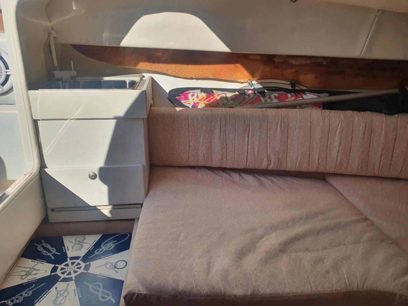 Моторна яхта Cranchi Clipper760, снимка 9 - Воден транспорт - 54359139