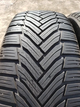 Гуми Зимни 215/60R17, снимка 1