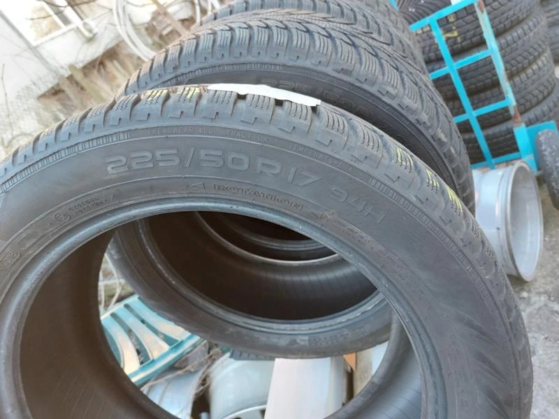 Гуми Зимни 225/50R17, снимка 10 - Гуми и джанти - 36664105