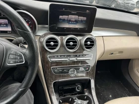 Mercedes-Benz C 300 4Matic* Keyless* Подгрев* Пано, снимка 11
