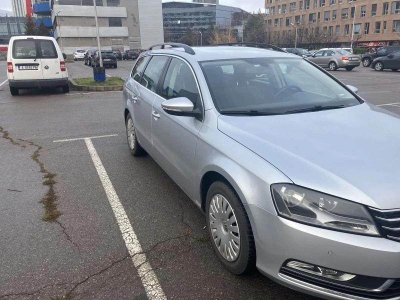 VW Passat, снимка 4 - Автомобили и джипове - 48630060