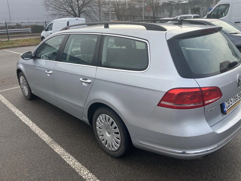 VW Passat, снимка 2 - Автомобили и джипове - 48630060