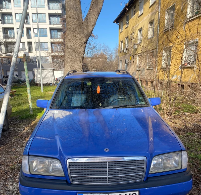 Mercedes-Benz C 220, снимка 1 - Автомобили и джипове - 49332700