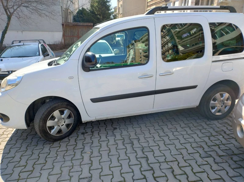 Renault Kangoo, снимка 7 - Автомобили и джипове - 49370133