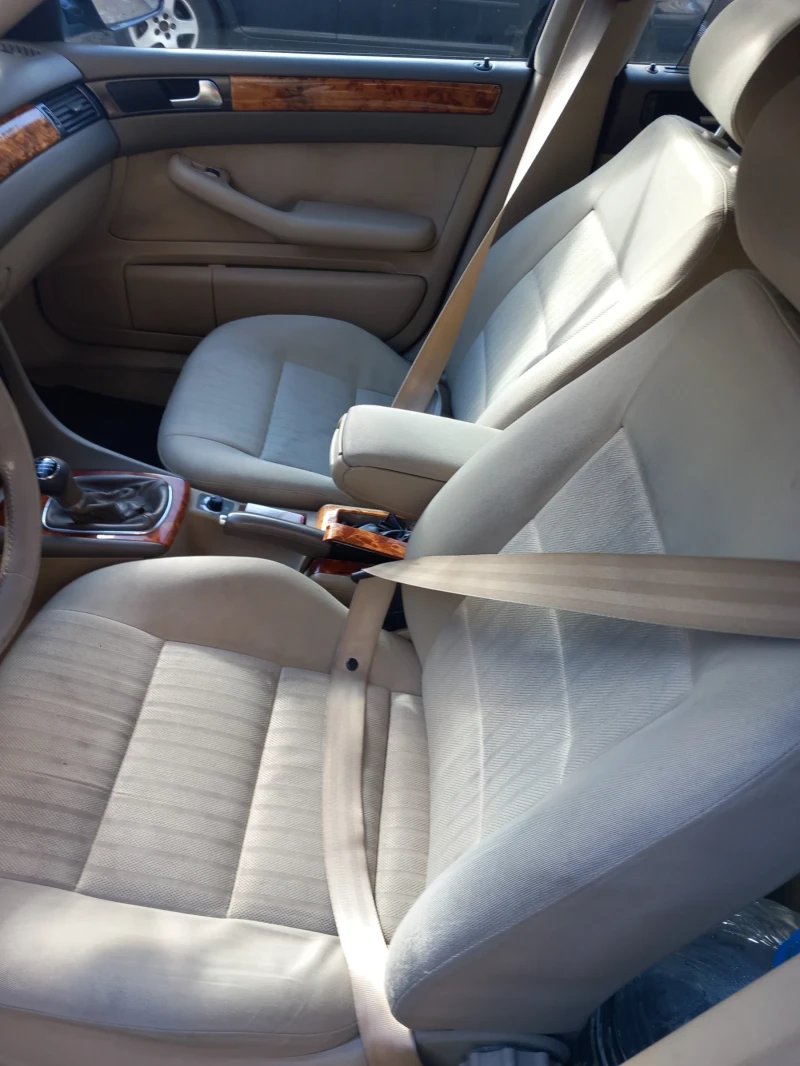 Audi A6 2.5, снимка 5 - Автомобили и джипове - 52522095