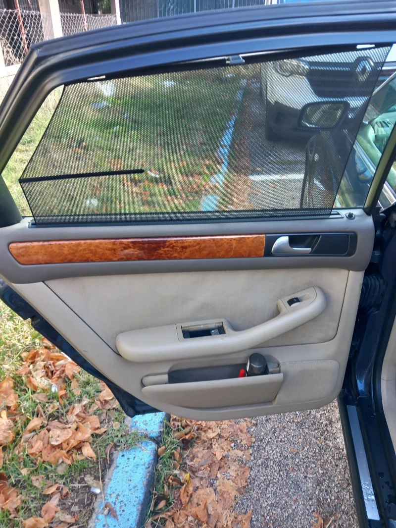 Audi A6 2.5, снимка 4 - Автомобили и джипове - 52522095