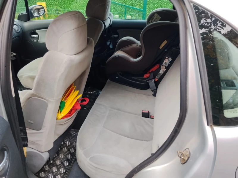 Citroen C3, снимка 7 - Автомобили и джипове - 52145558