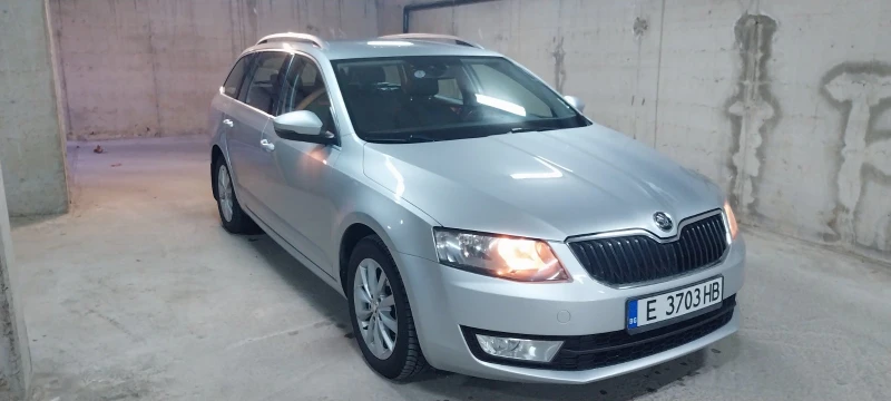 Skoda Octavia, снимка 2 - Автомобили и джипове - 53090251