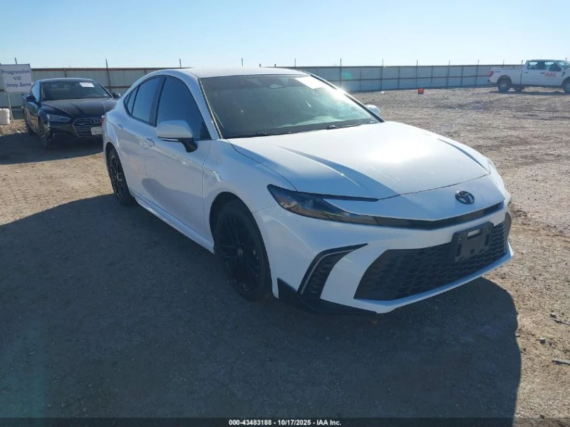 Toyota Camry SE, снимка 3 - Автомобили и джипове - 53098360