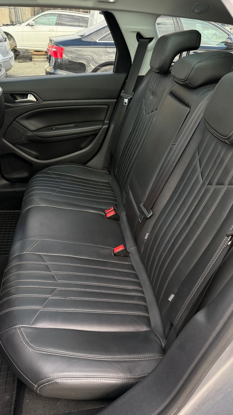 Peugeot 308 Allure, снимка 11 - Автомобили и джипове - 53400316