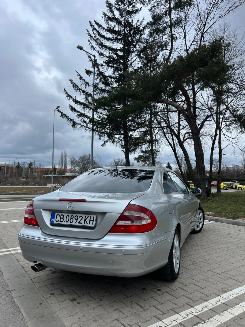 Mercedes-Benz CLK 320, снимка 4 - Автомобили и джипове - 53475381
