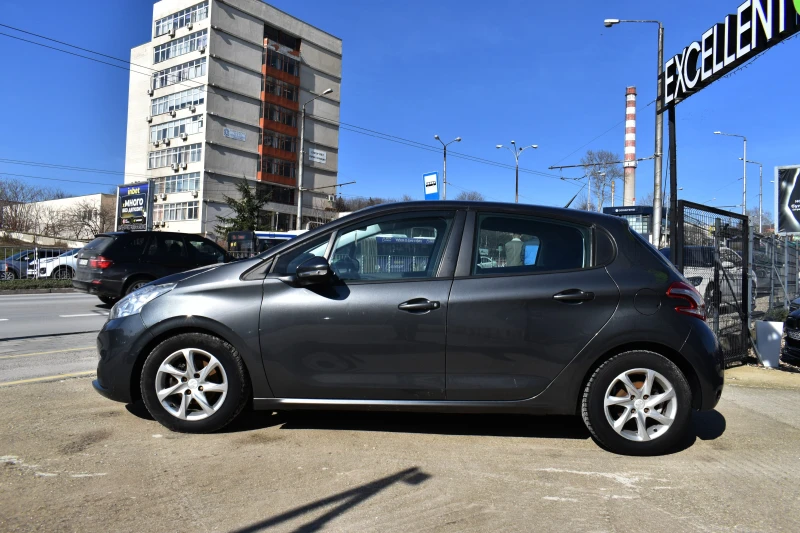 Peugeot 208 1.6i* Газов-Инжекцион, снимка 2 - Автомобили и джипове - 53477386