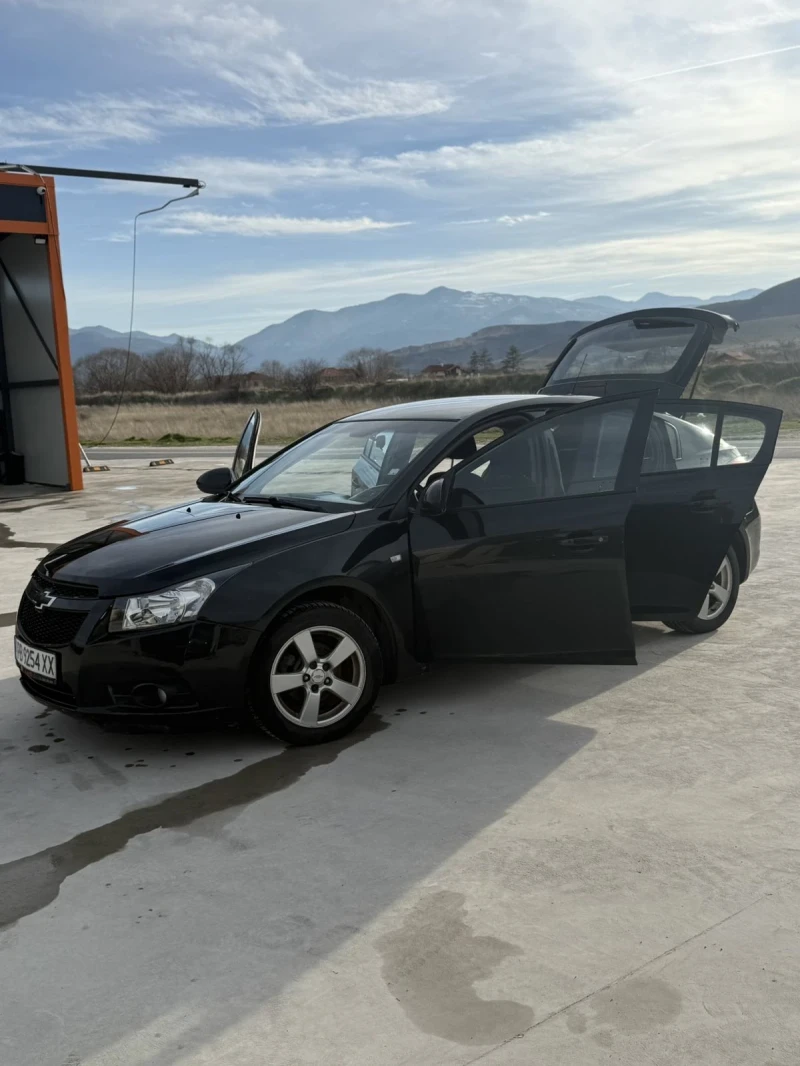Chevrolet Cruze, снимка 4 - Автомобили и джипове - 53538907