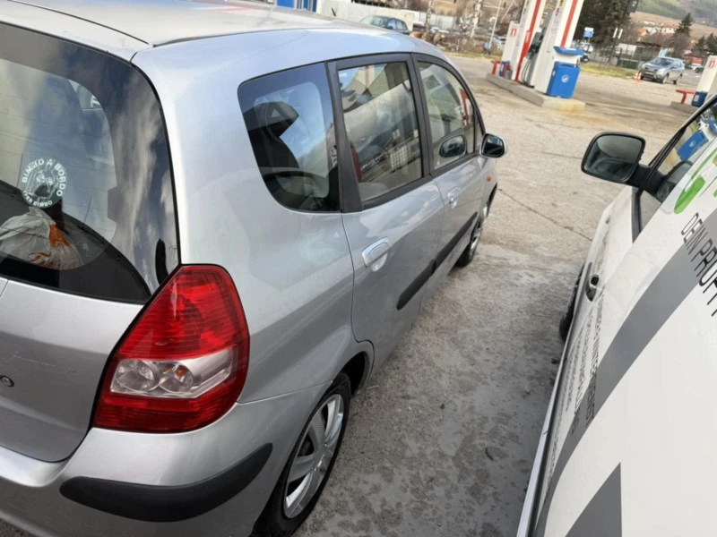 Honda Jazz, снимка 4 - Автомобили и джипове - 53541025