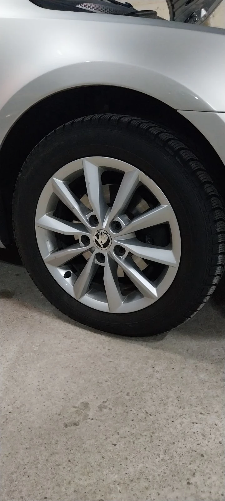 Skoda Octavia, снимка 11 - Автомобили и джипове - 53090251