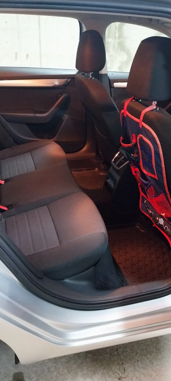 Skoda Octavia, снимка 10 - Автомобили и джипове - 53090251