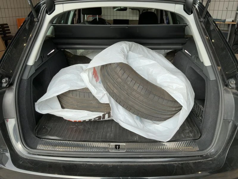 Audi A4 35 TDI Mild-Hybrid, снимка 12 - Автомобили и джипове - 53781882