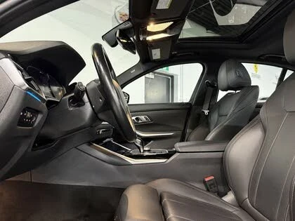 BMW 330 e xDrive Hybrid Plug-in AWD, снимка 7 - Автомобили и джипове - 54557955