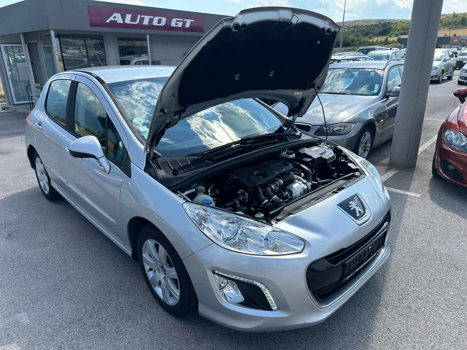 Peugeot 308 1.6 HDI Фейслифт Навигация! - изображение 10