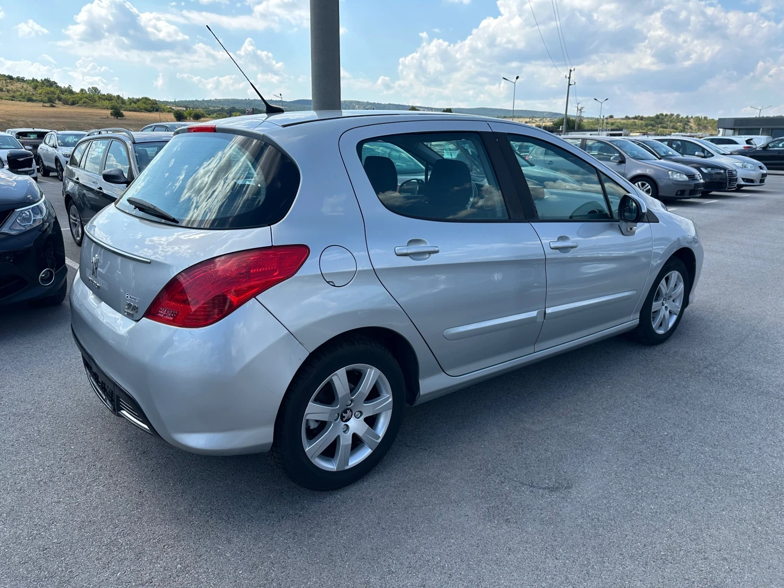 Peugeot 308 1.6 HDI Фейслифт Навигация! - изображение 5