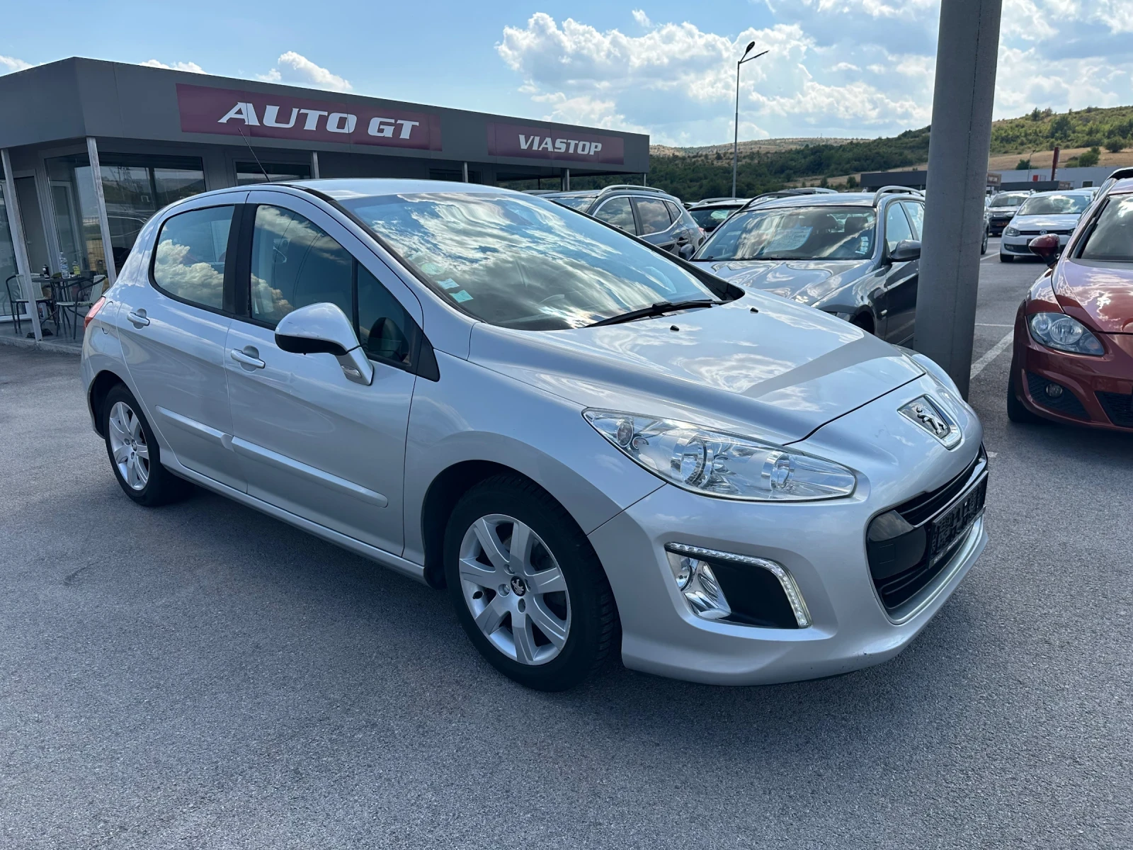 Peugeot 308 1.6 HDI Фейслифт Навигация! - изображение 2