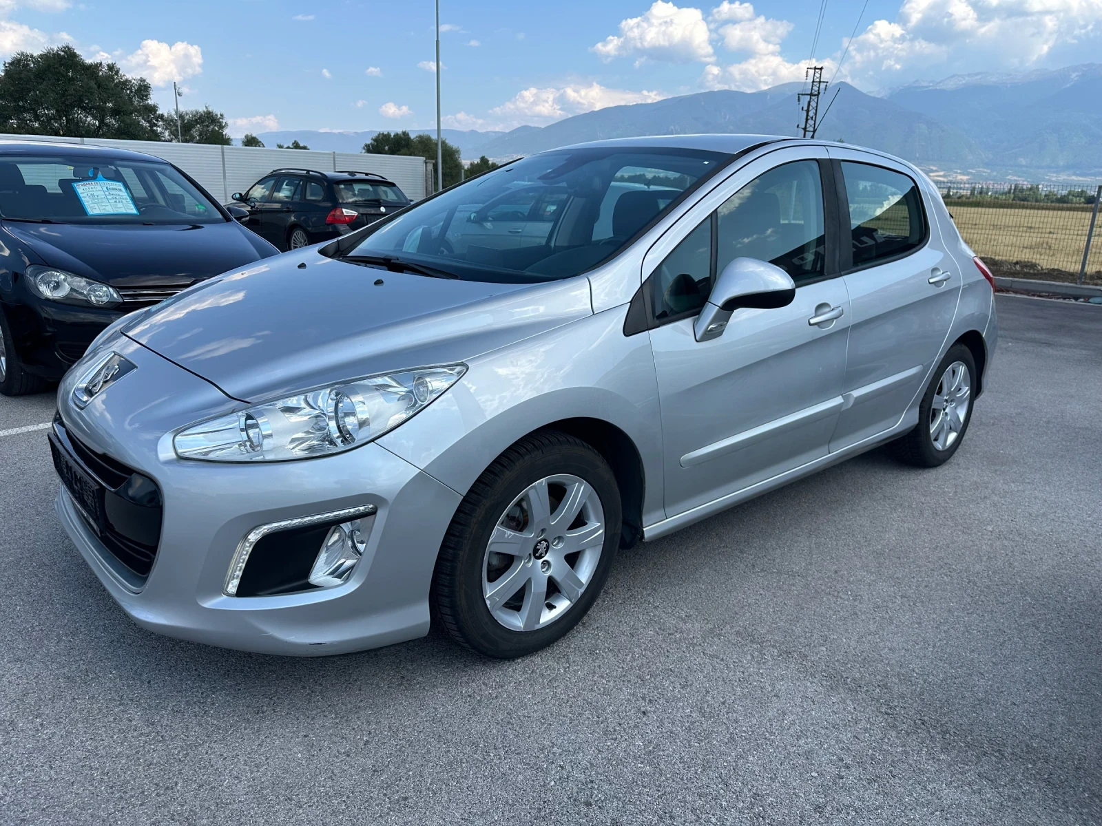 Peugeot 308 1.6 HDI Фейслифт Навигация! - изображение 3