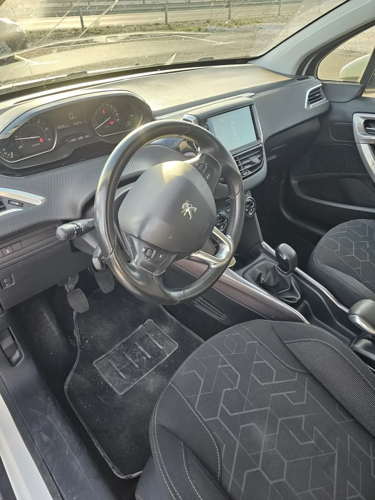 Peugeot 2008 Евро6 1.6hdi - изображение 2
