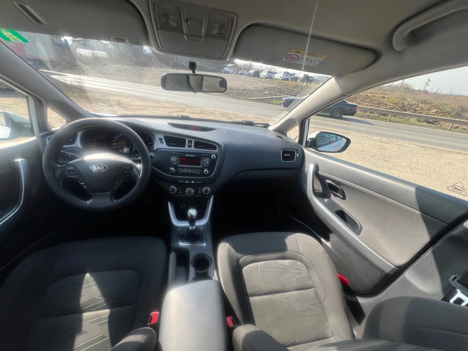 Kia Ceed ТОП* СОБСТВЕН ЛИЗИНГ, снимка 13 - Автомобили и джипове - 53708065