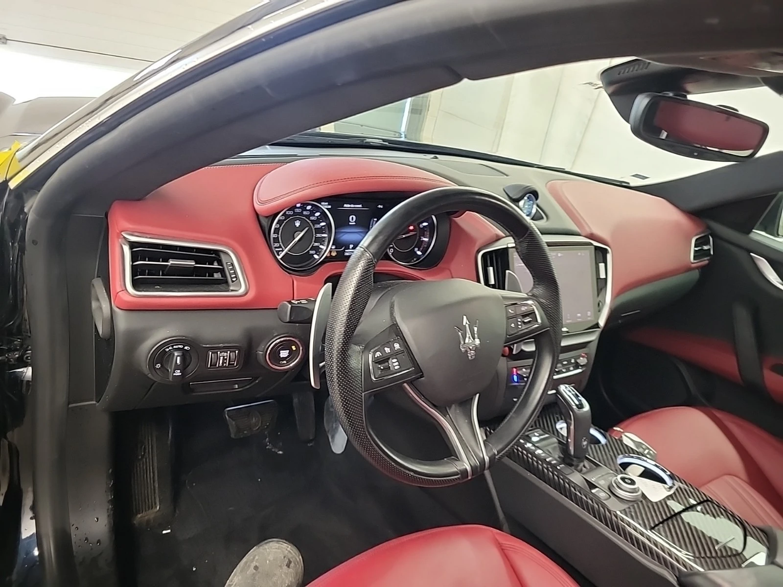 Maserati Ghibli 3L 6cyl AWD - изображение 10