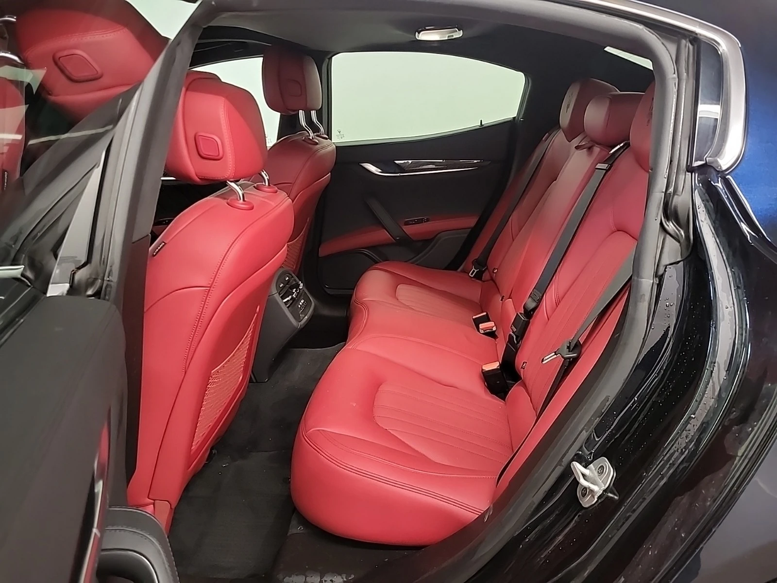 Maserati Ghibli 3L 6cyl AWD, снимка 13 - Автомобили и джипове - 53732571