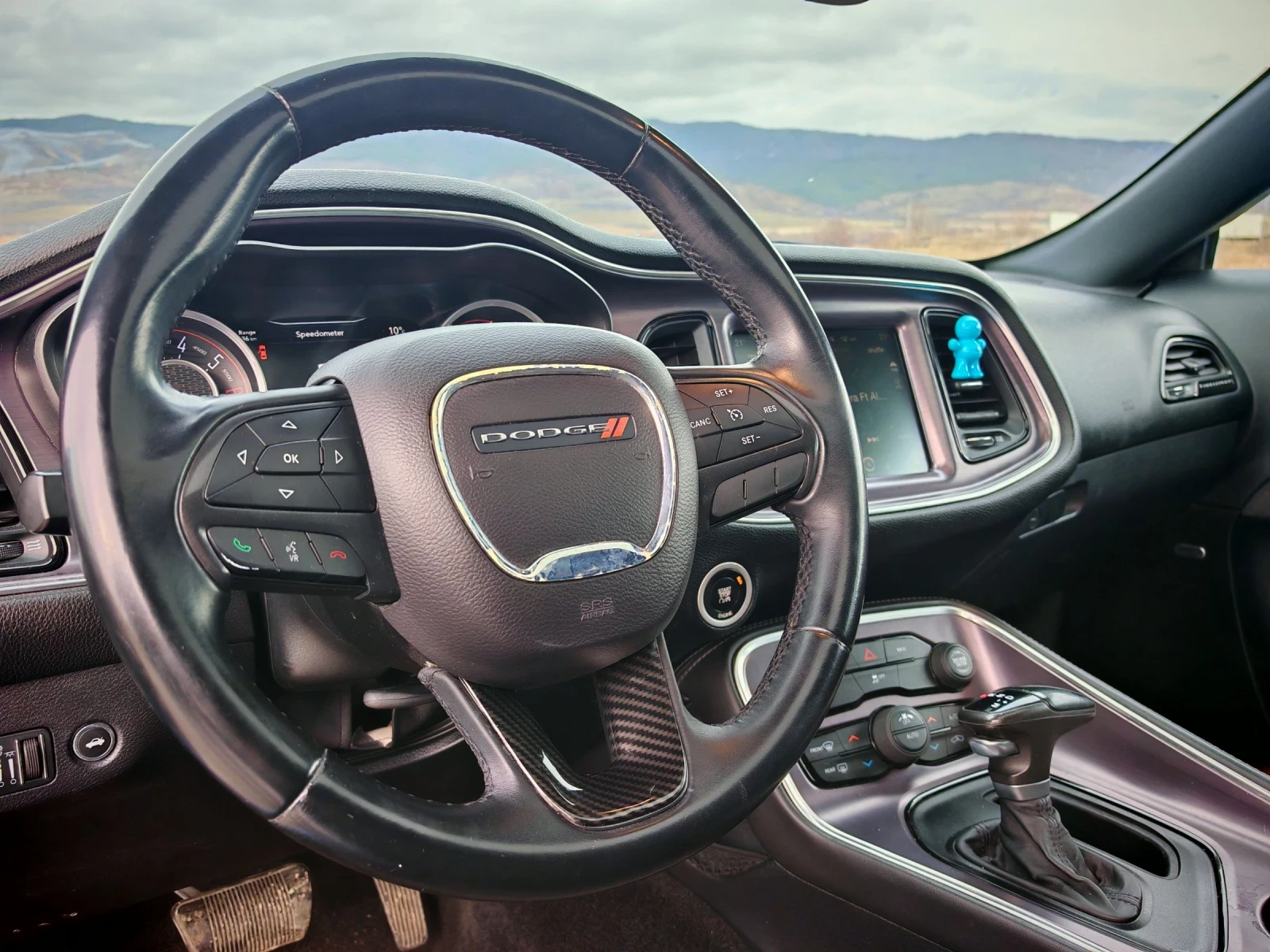 Dodge Challenger R/T, снимка 14 - Автомобили и джипове - 54113889