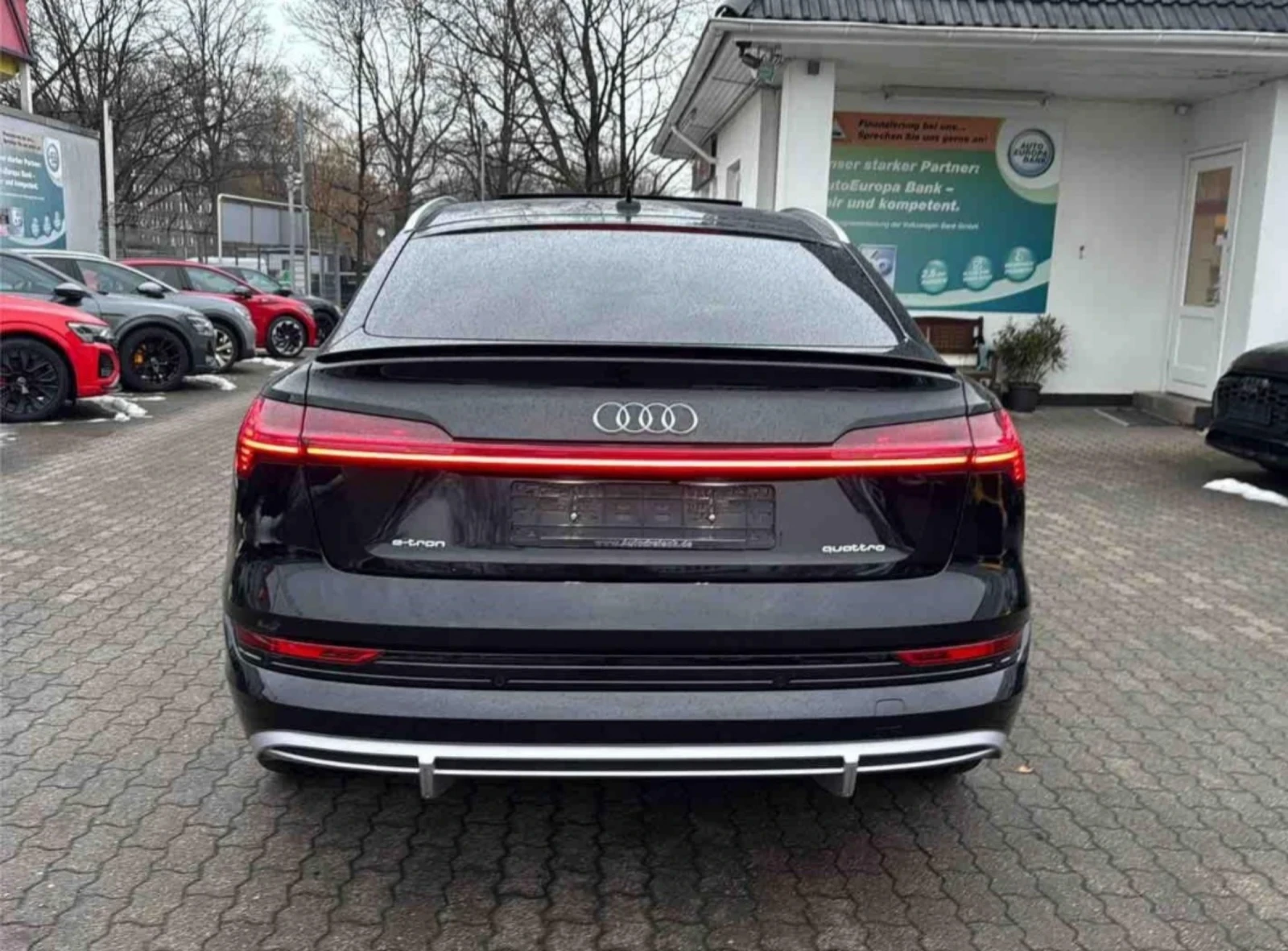 Audi E-Tron SPORTBACK55/S line/Hud /Pano/360* /B&O, снимка 5 - Автомобили и джипове - 54150408