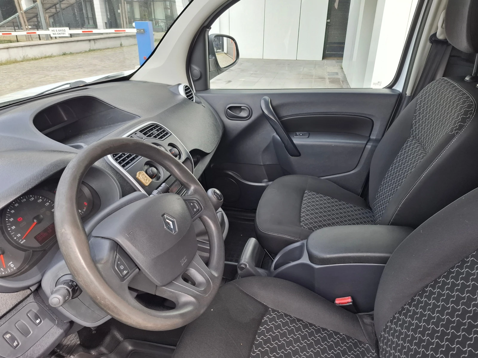 Renault Kangoo 1.5 dCI 90 к.с., снимка 9 - Автомобили и джипове - 54190617
