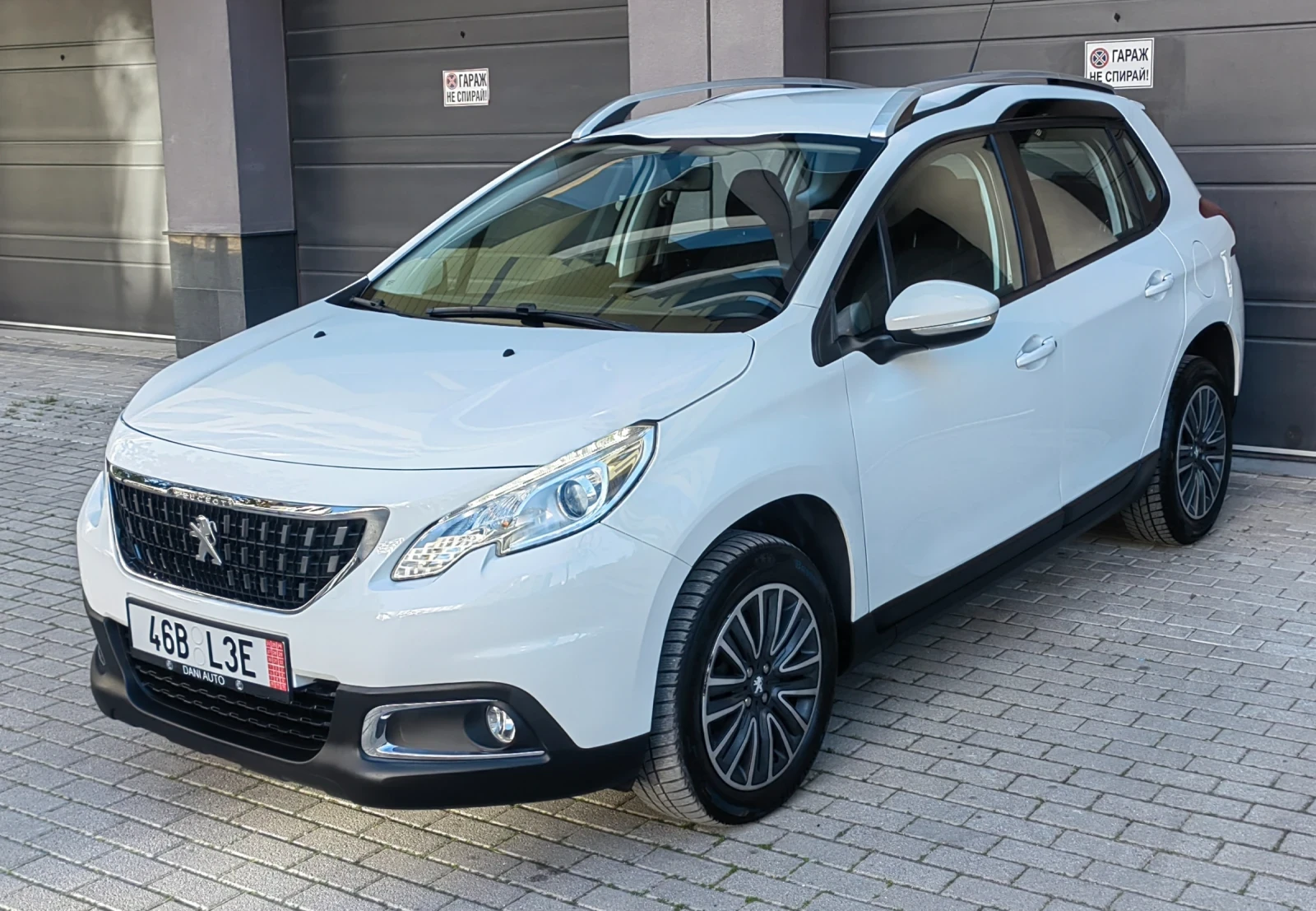 Peugeot 2008 1.6 BLUE HDI , снимка 2 - Автомобили и джипове - 54247314