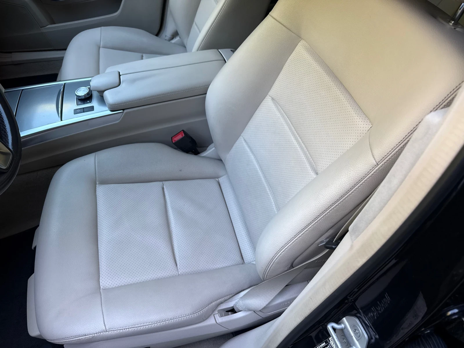 Mercedes-Benz E 250 Е250 4MATIC, снимка 15 - Автомобили и джипове - 54415156