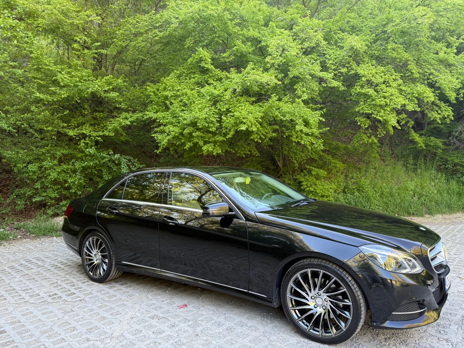 Mercedes-Benz E 250 Е250 4MATIC, снимка 3 - Автомобили и джипове - 54415156