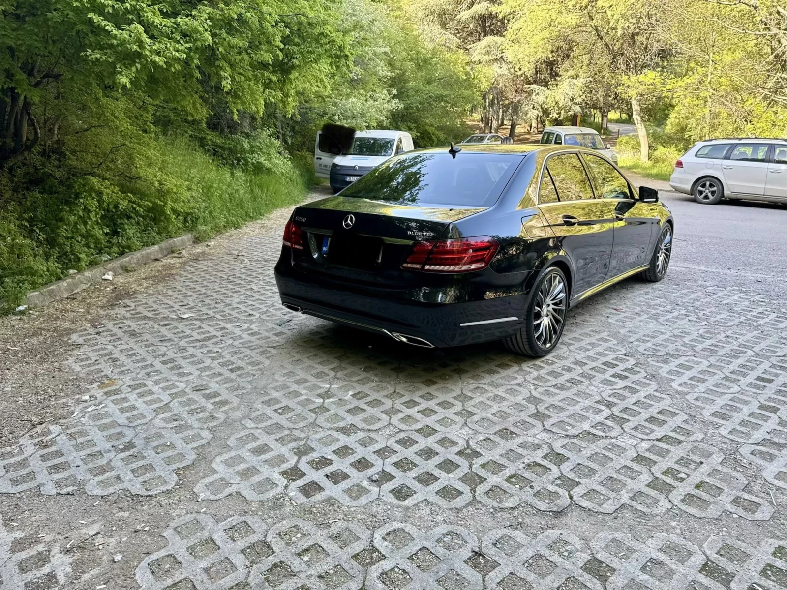 Mercedes-Benz E 250 Е250 4MATIC, снимка 9 - Автомобили и джипове - 54415156