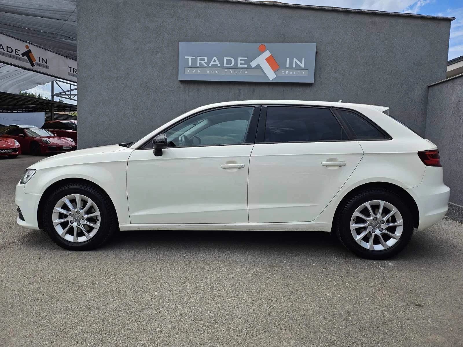 Audi A3 1.6 TDI SPORTBACK, снимка 7 - Автомобили и джипове - 54953589