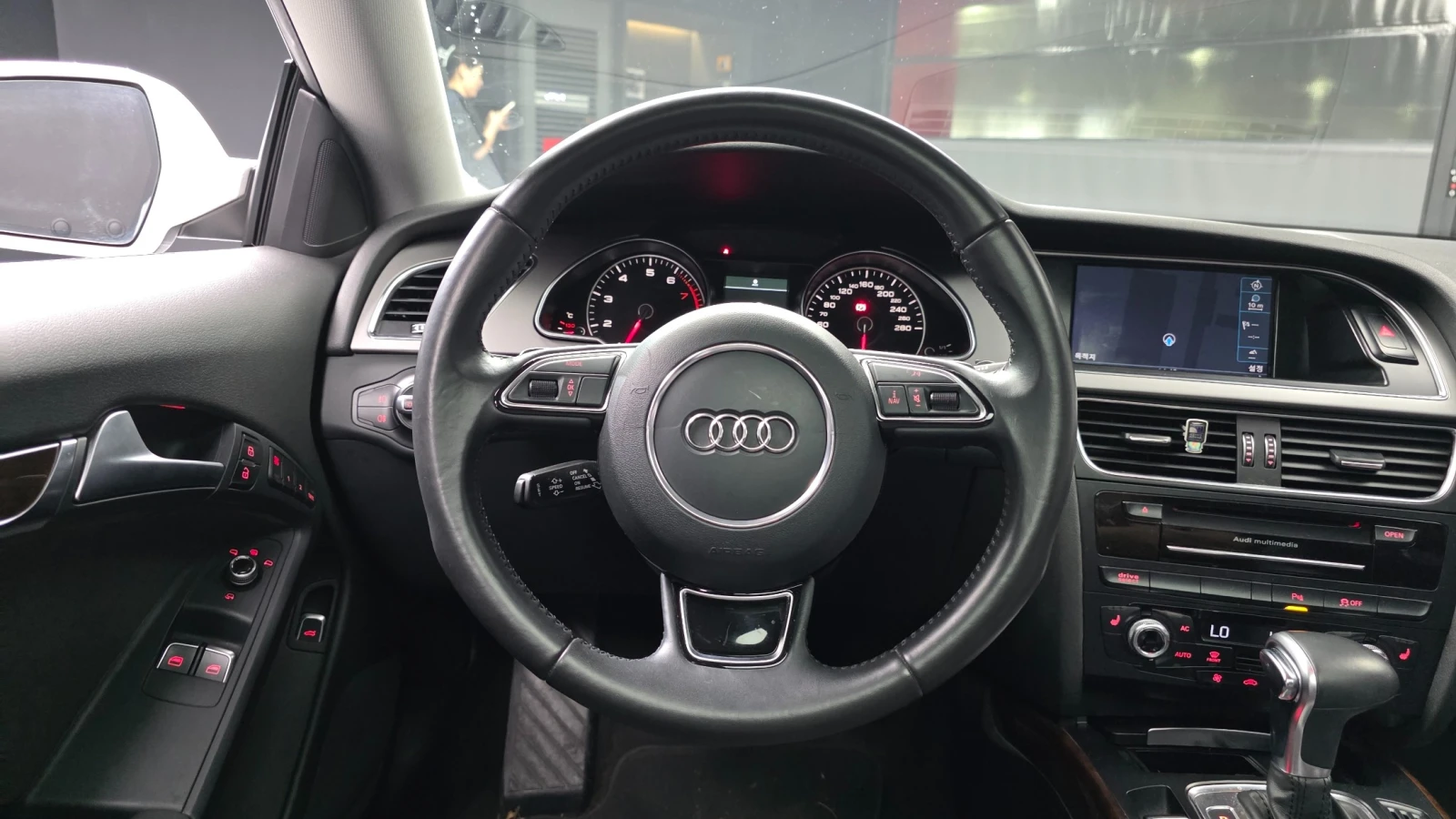Audi A5 2.0TFSI QUATTRO * ПОДГРЕВ * ЛЮК * КАМЕРА * ПАРКТРО, снимка 13 - Автомобили и джипове - 55278401