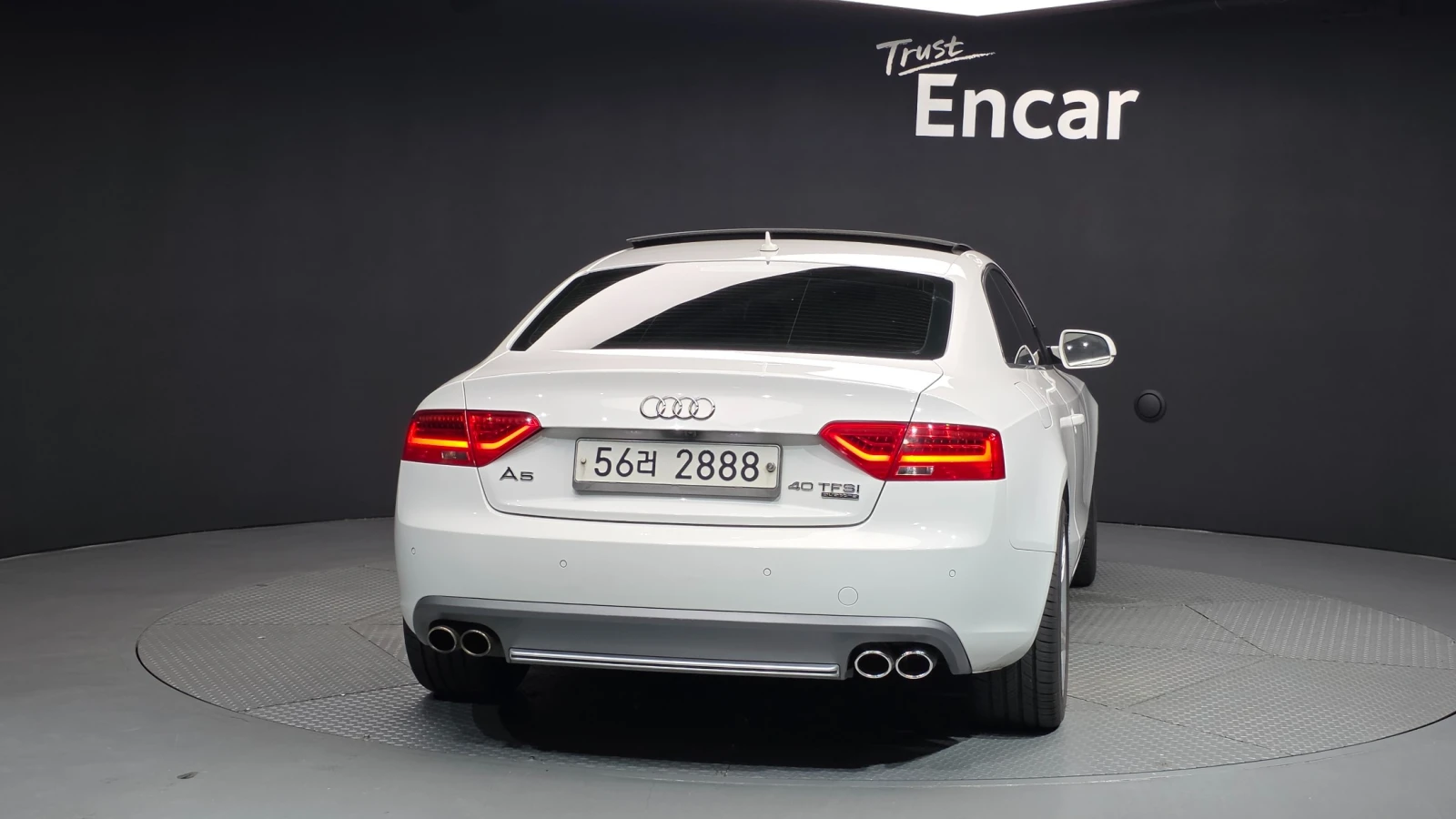 Audi A5 2.0TFSI QUATTRO * ПОДГРЕВ * ЛЮК * КАМЕРА * ПАРКТРО, снимка 4 - Автомобили и джипове - 55278401