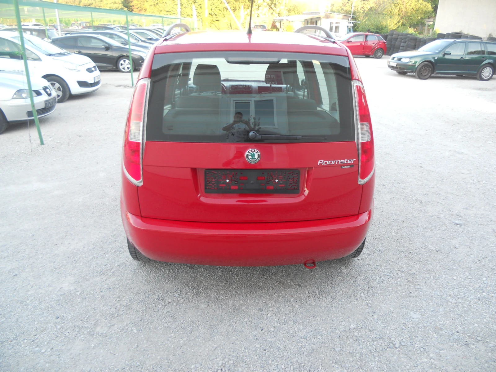 Skoda Roomster 1.2i ЛИЗИНГ!!! РЕАЛНИ КИЛОМЕТРИ+ СЕРВИЗНИ ДОКУМЕНТ, снимка 5 - Автомобили и джипове - 55455326